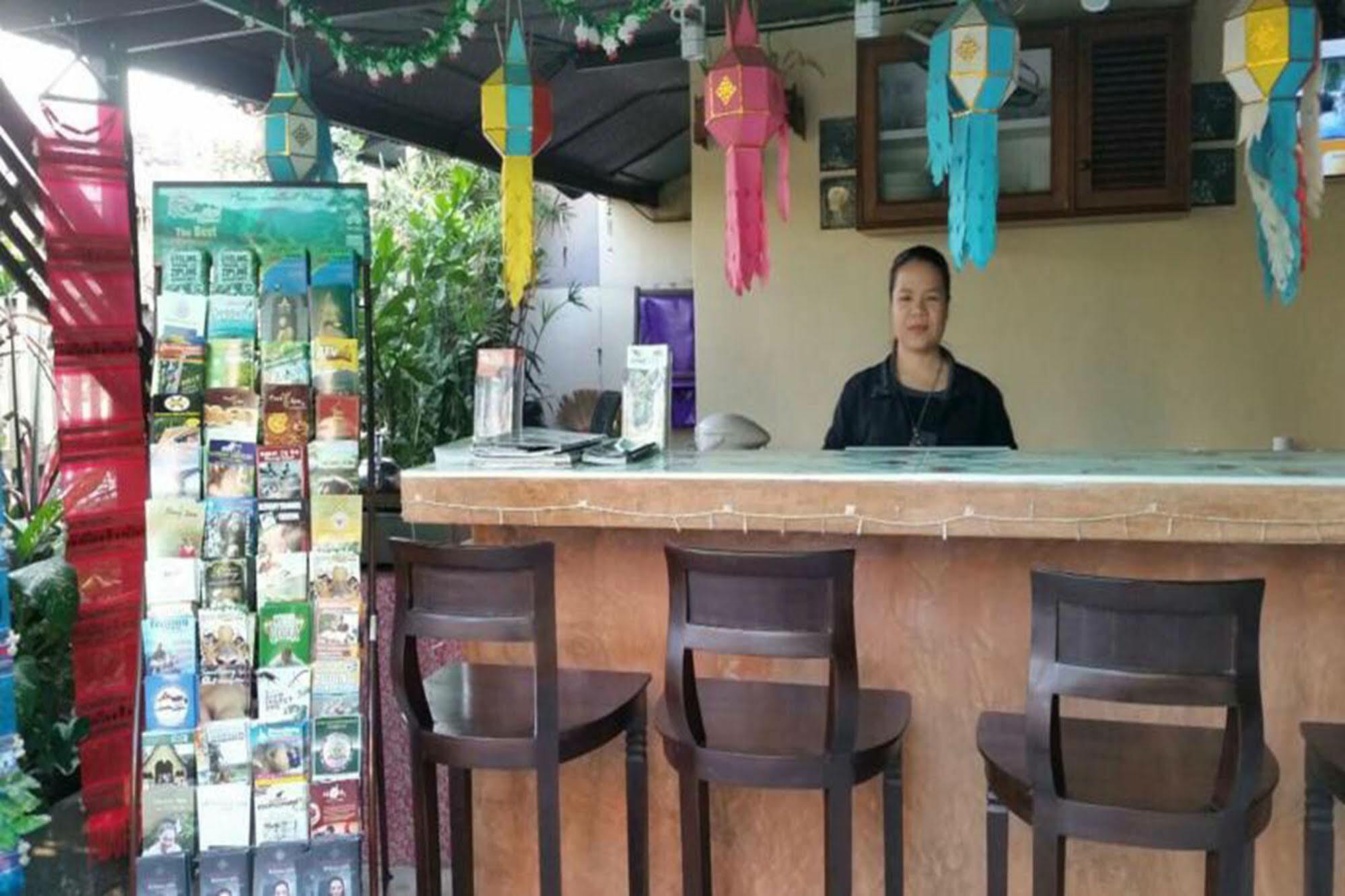 Siriwan Guesthouse Chiang Mai Luaran gambar