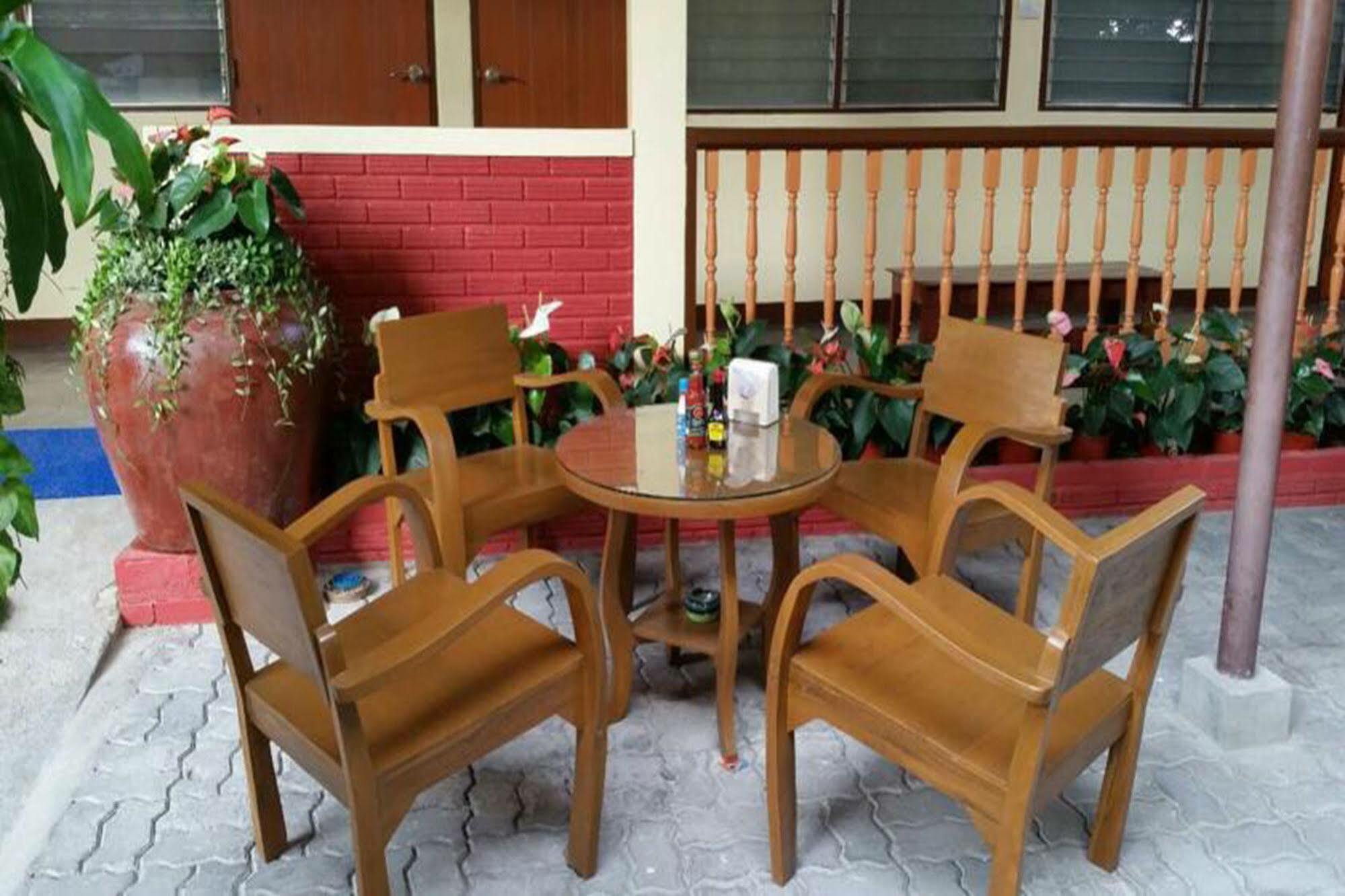 Siriwan Guesthouse Chiang Mai Luaran gambar